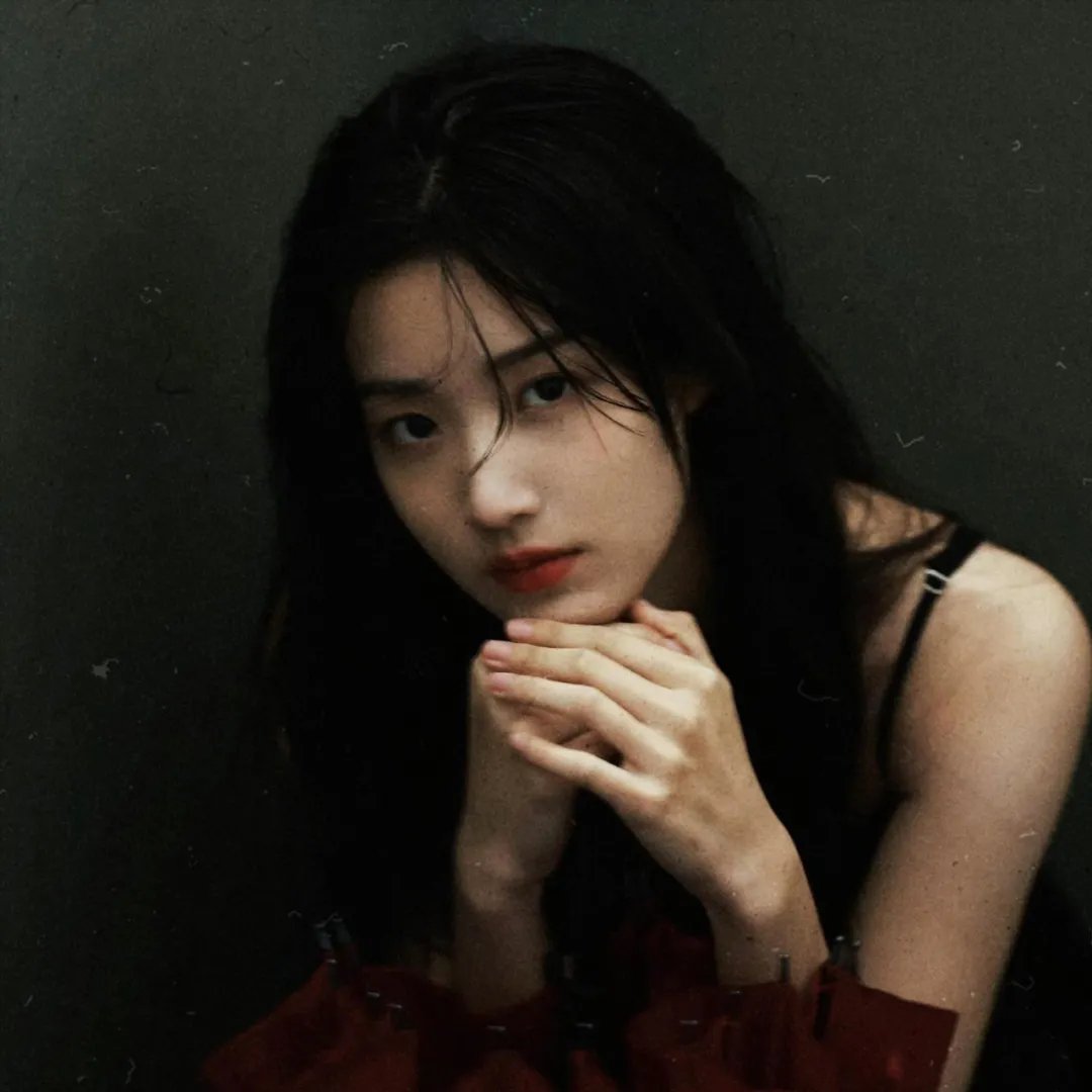 沉默的姑娘
